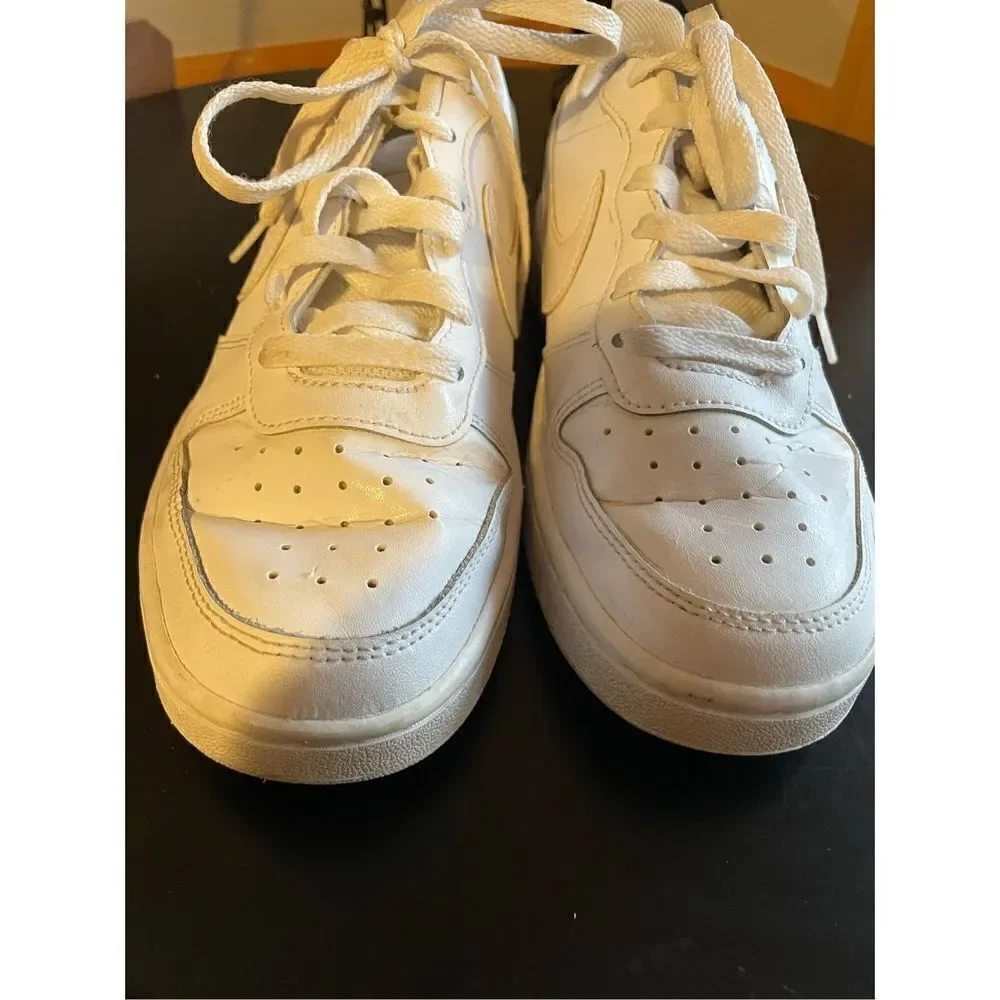 Nike Court Borough Low 2 (SZ 7Y)